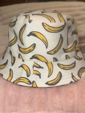 Banana Print Bucket Hat, White, Tropical, Reversible, Packable, NWOT Adult